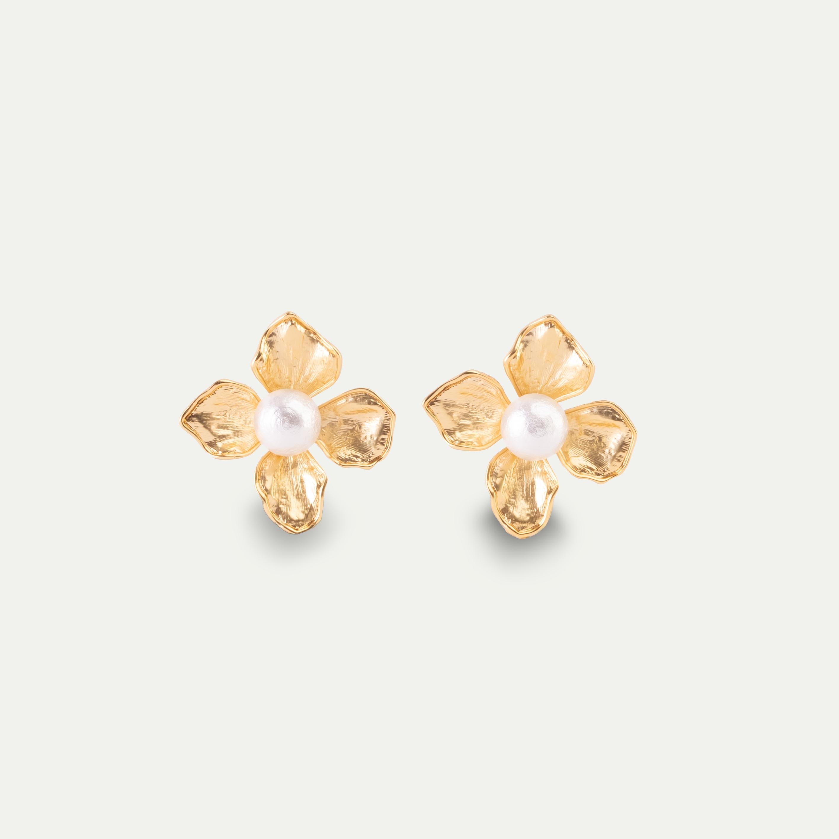 White Pearl Flower Earrings